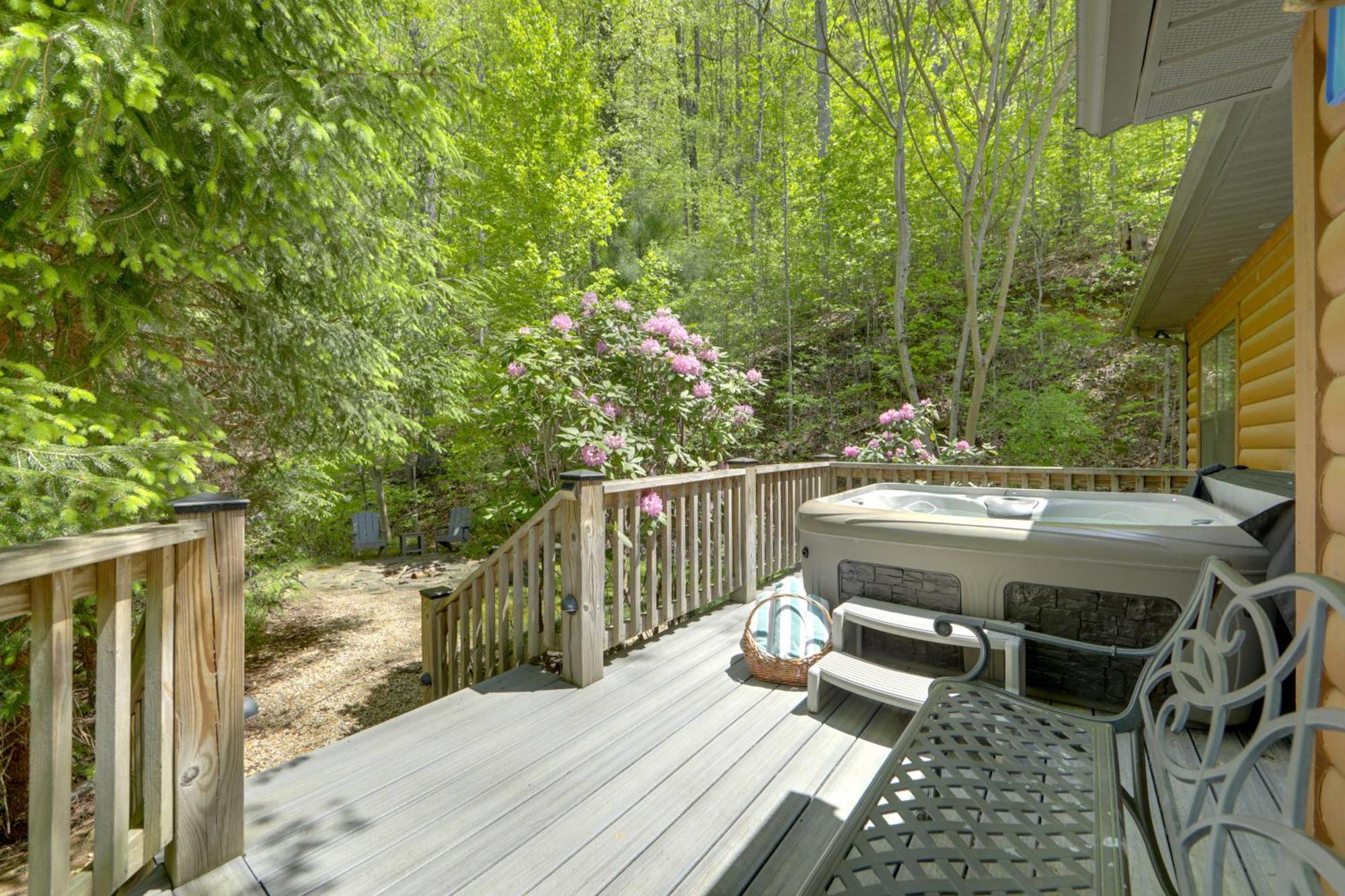 Bryson City Cabin With Hot Tub And Mountain Views! Esterno foto